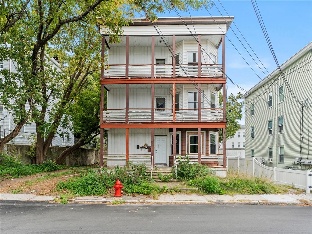 37 Ross St, Woonsocket, RI 02895 MLS 1321659 Coldwell Banker