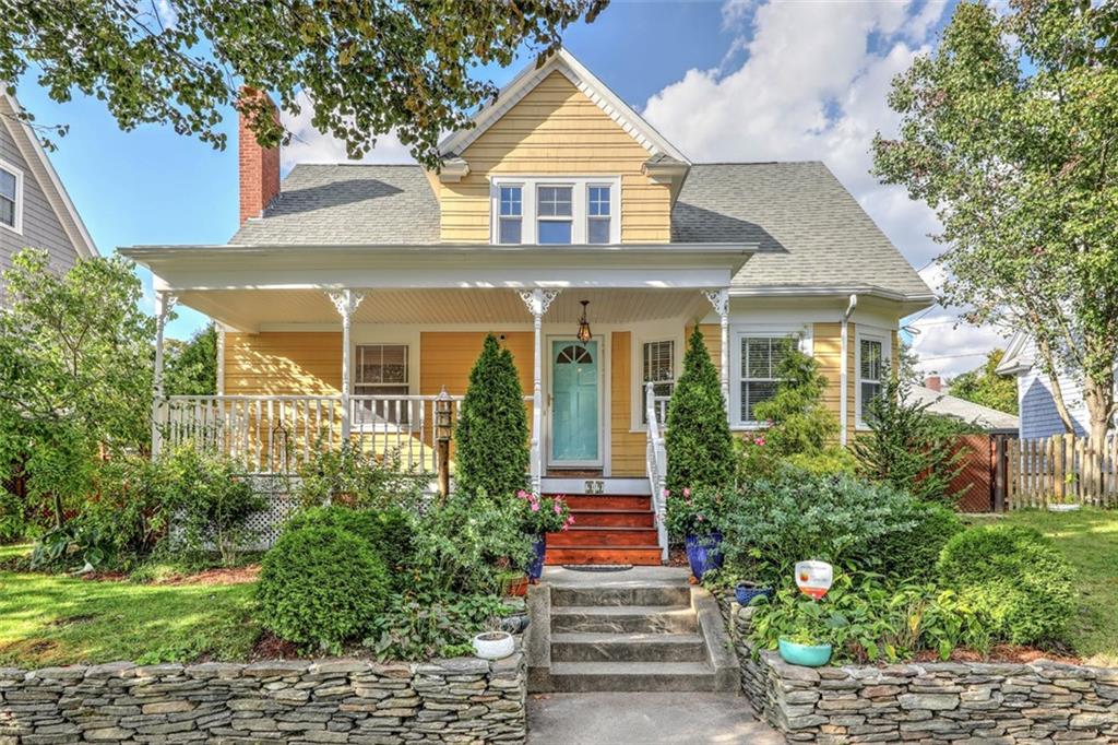 99 Sefton Dr, Cranston, RI 02905 MLS 1322161 Coldwell Banker