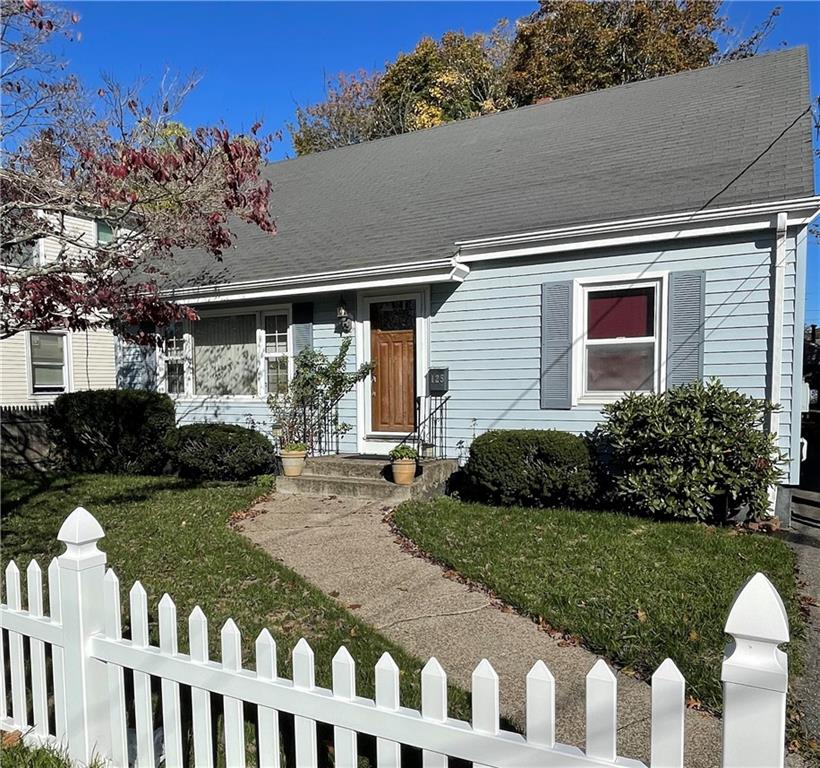 125 Samuel Ave, Pawtucket, RI 02860 MLS 1323691 Coldwell Banker