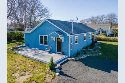 50 Elizabeth Road, Narragansett, RI 02882 - Photo 1