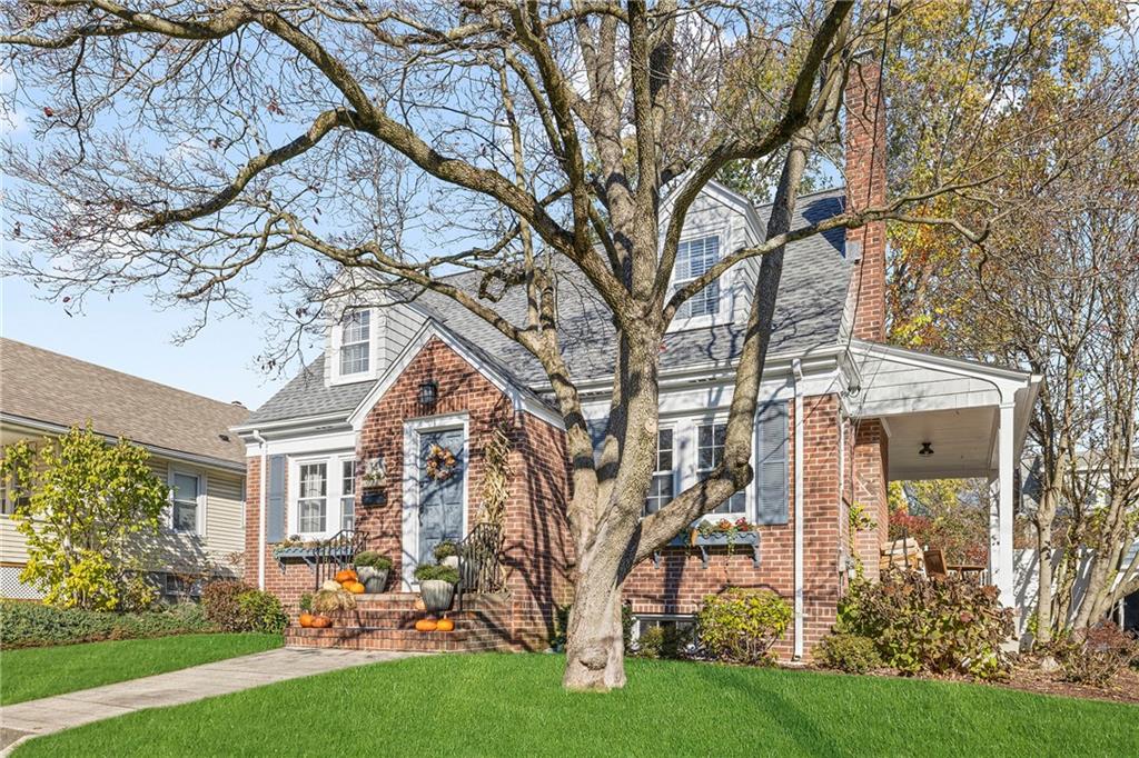 14 Brookside Dr, Cranston, RI 02910 MLS 1325434 Coldwell Banker