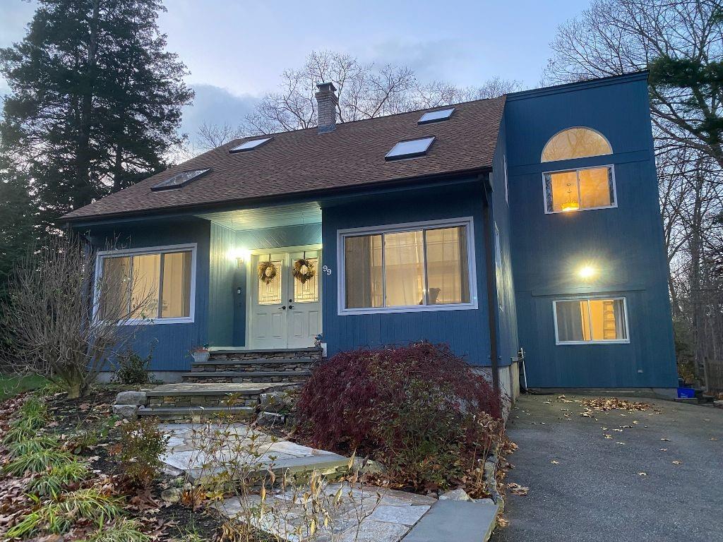 99 Pine Hill Ave, Johnston, RI 02919 MLS 1325610 Coldwell Banker