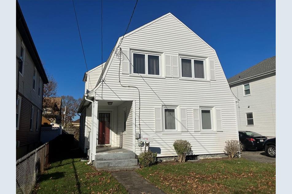 30 Sweet Ave, Pawtucket, RI 02861 MLS 1327279 Coldwell Banker