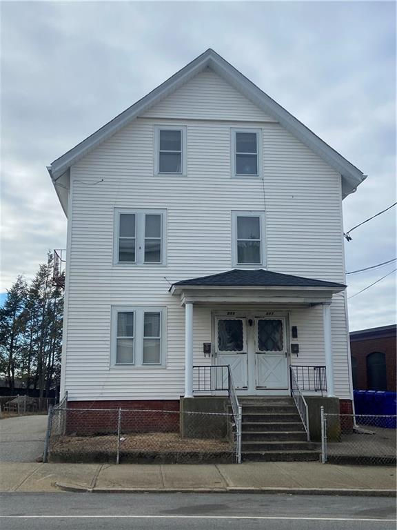 889 Main St, Pawtucket, RI 02860 MLS 1327302 Coldwell Banker