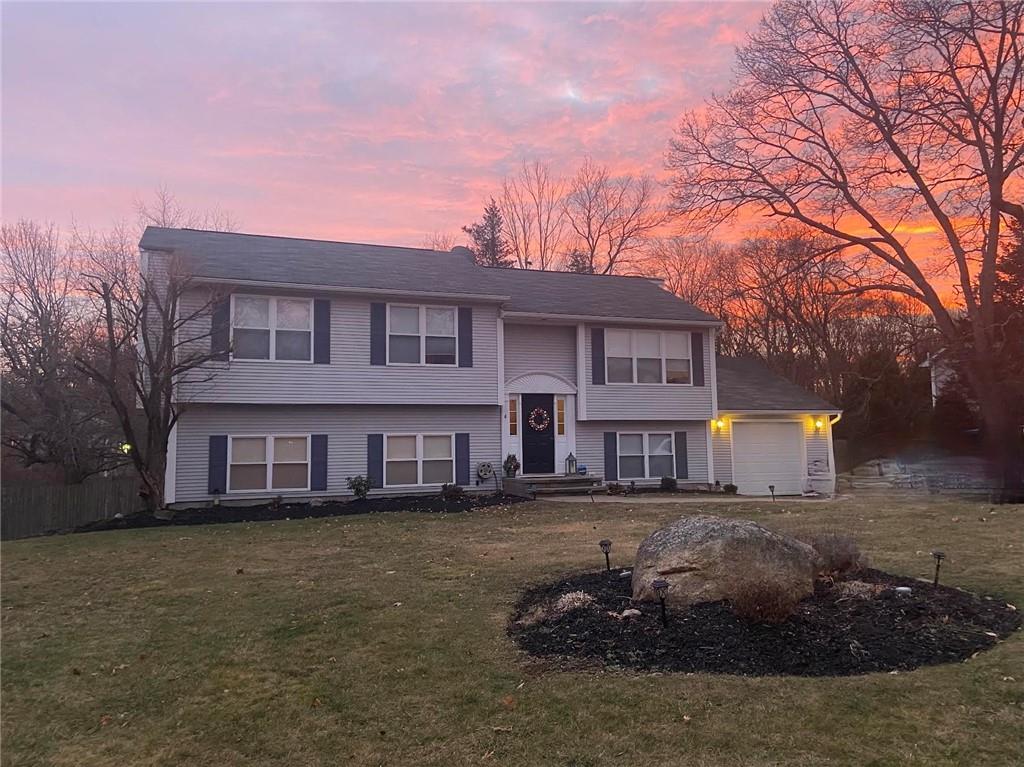 4 Hunters Crossing Dr, Coventry, RI 02816 MLS 1327503 Coldwell Banker