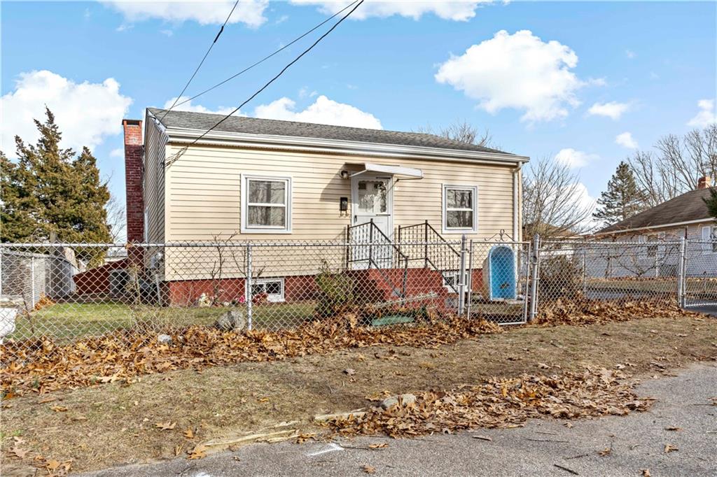 39 Booth Ave, East Providence, RI 02915 MLS 1329455 Coldwell Banker