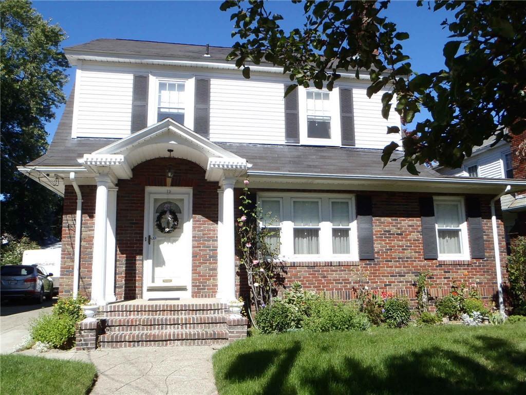 19 Shirley Blvd, Cranston, RI 02910 MLS 1329901 Coldwell Banker
