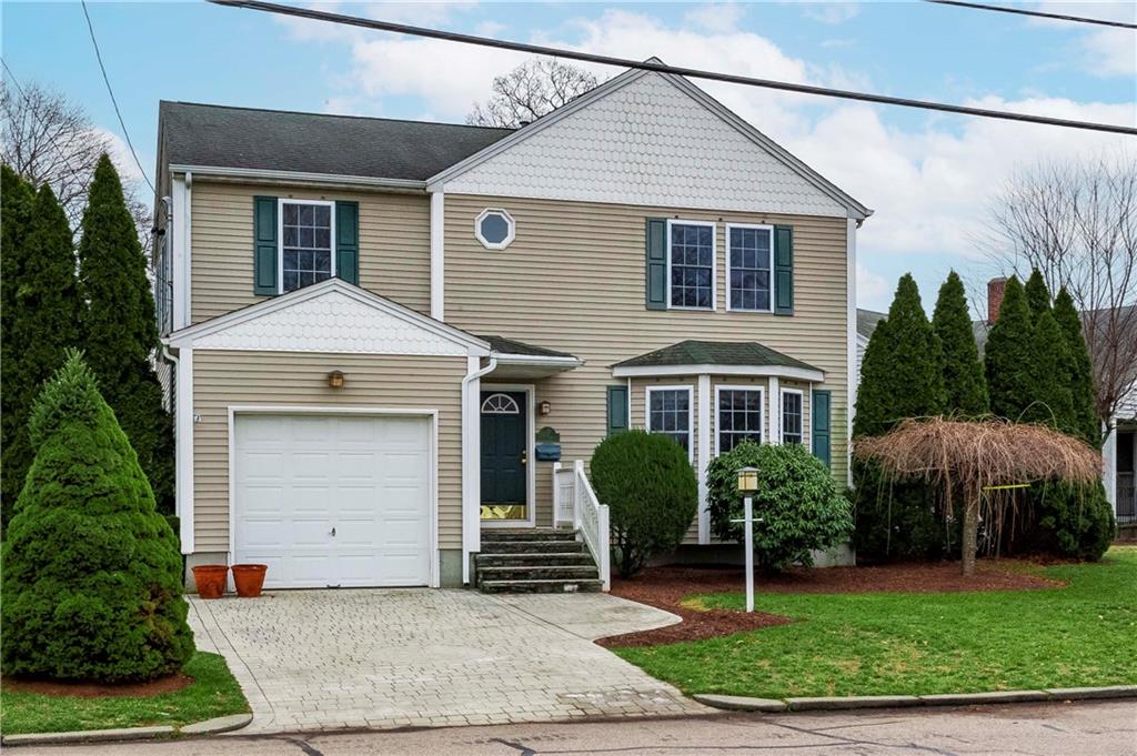 7 Pinecrest Dr, Pawtucket, RI 02861 MLS 1330690 Coldwell Banker