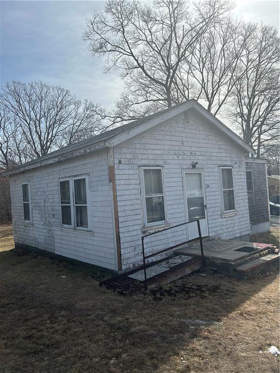 224 Brayton Rd, Tiverton, RI 02878 MLS 1330694 Coldwell Banker