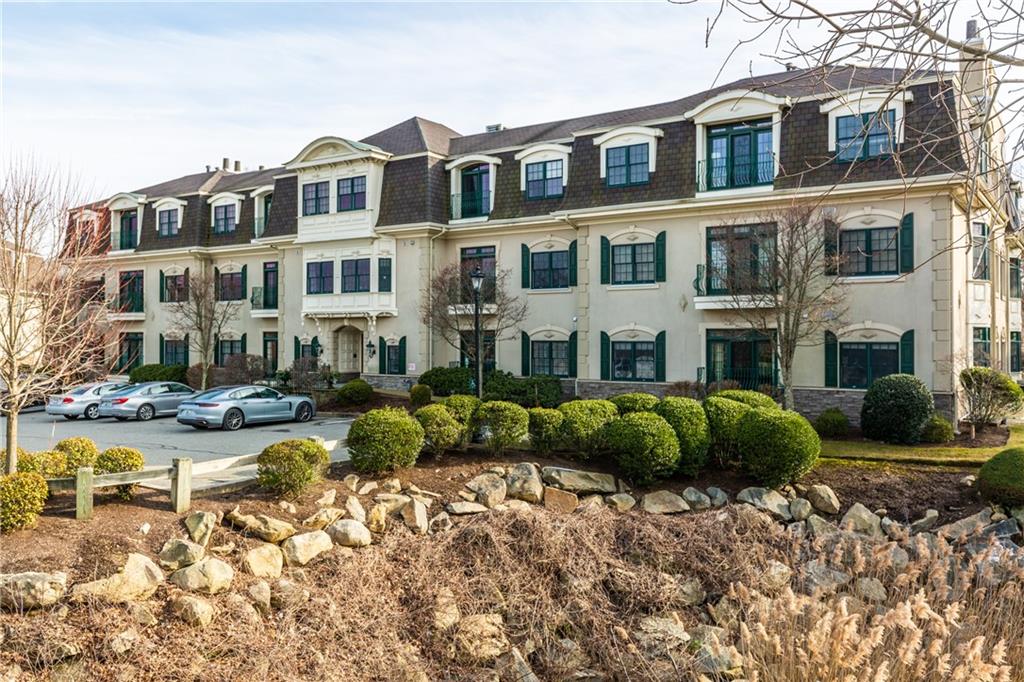 108 Vistas Ct, East Greenwich, RI 02818 MLS 1332077 Coldwell Banker