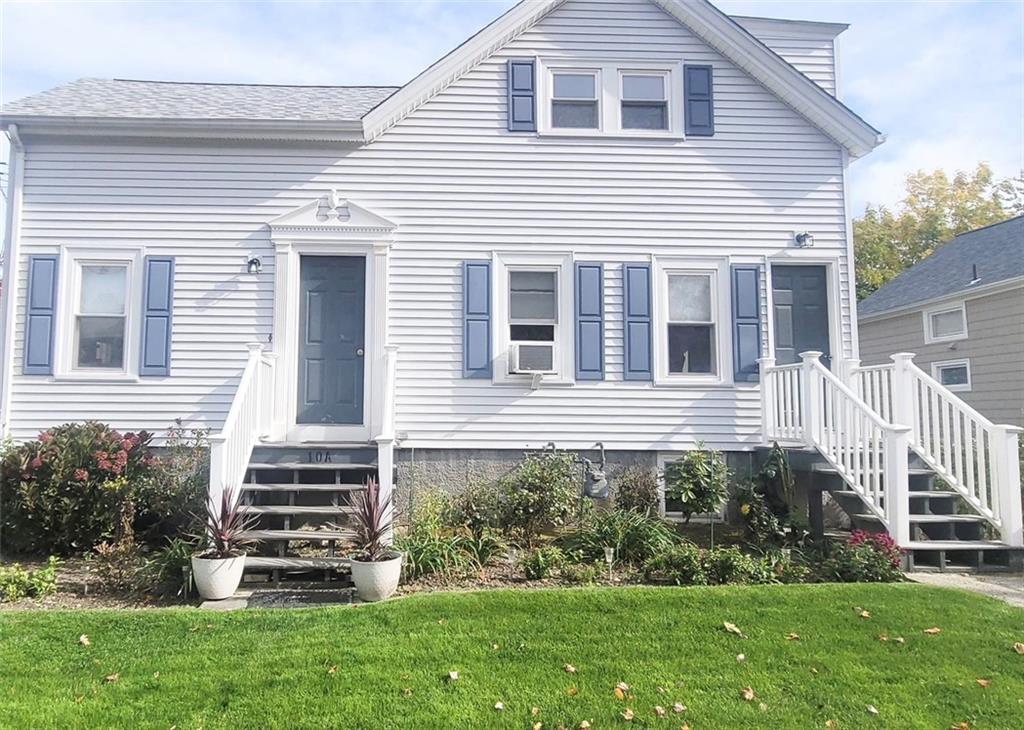 10 Oak St 2nd Floor, Warren, RI 02885 MLS 1332772 Coldwell Banker