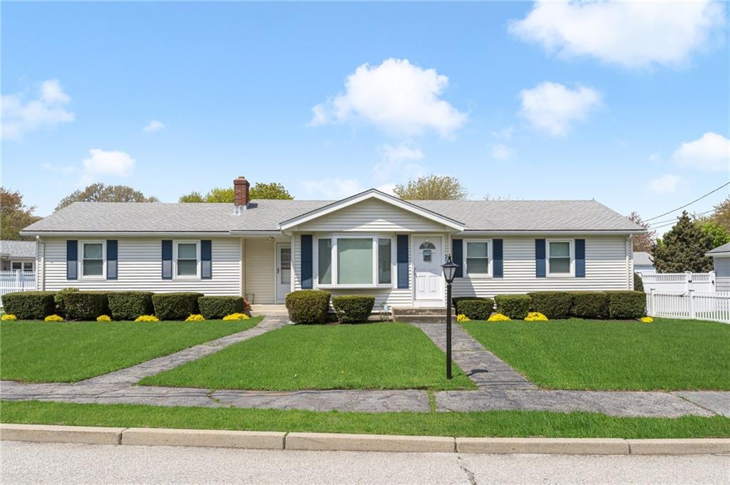 90 Woodview Dr, Cranston, RI 02920 MLS 1334779 Coldwell Banker