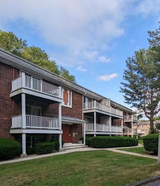 5 Stonehenge Dr 138S, Smithfield, RI 02828 MLS 1338112 Coldwell Banker