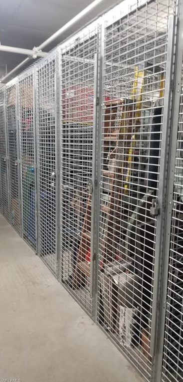 2743 1st St, Fort Myers FL  33916-1823 exterior