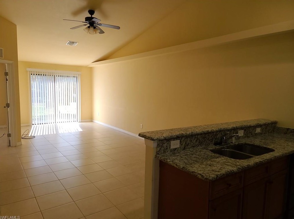 4527 8th Pl, Cape Coral FL  33914-6482 exterior