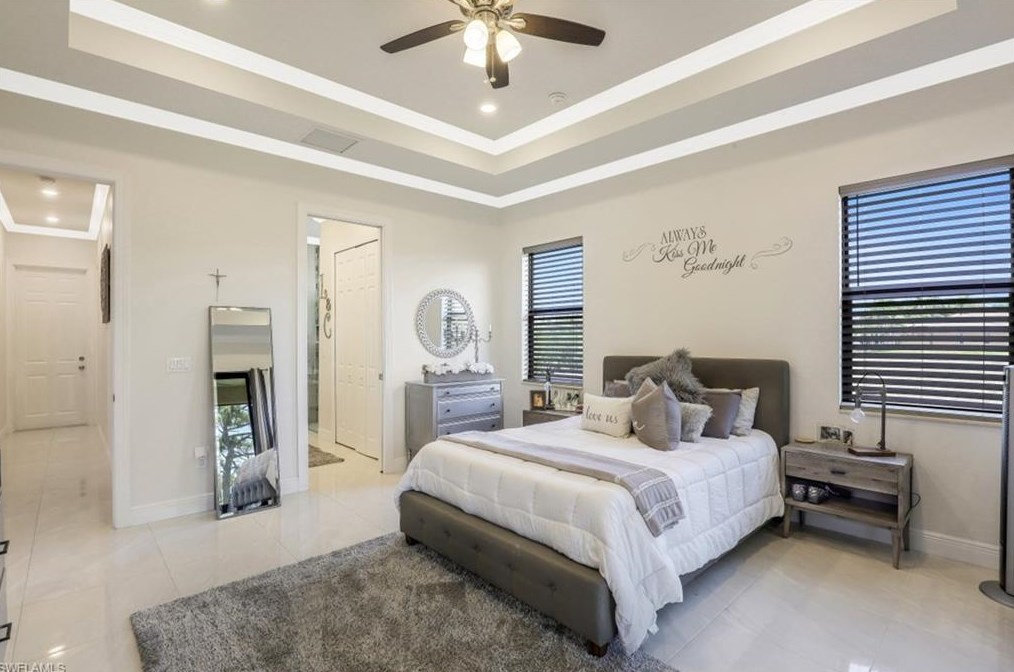 2730 41st Pl, Cape Coral FL  33993-8809 exterior