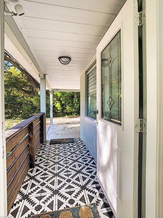2266 Clifford St, Fort Myers FL  33901-3520 exterior