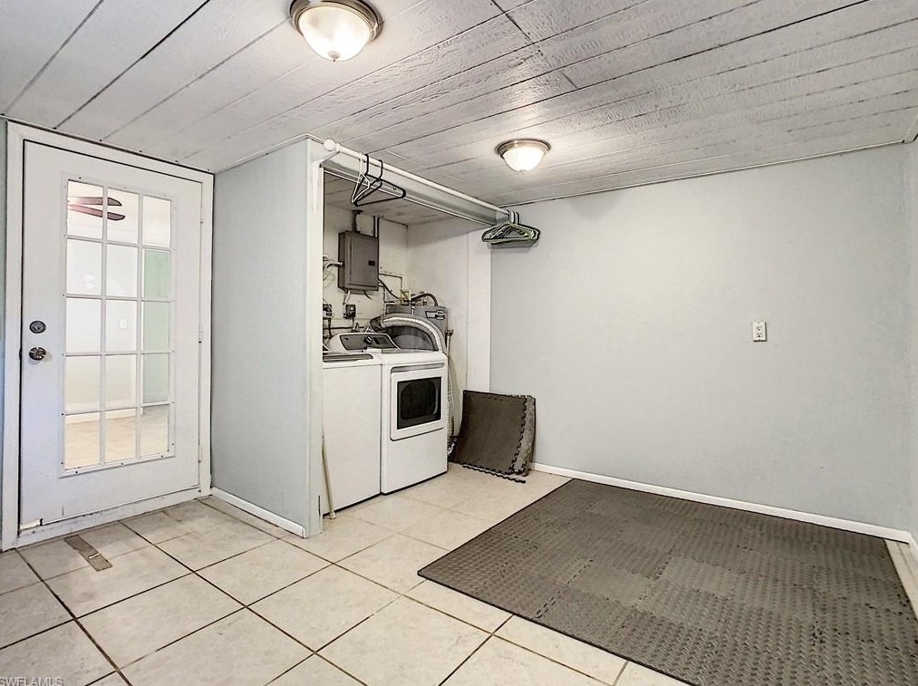 2266 Clifford St, Fort Myers FL  33901-3520 exterior