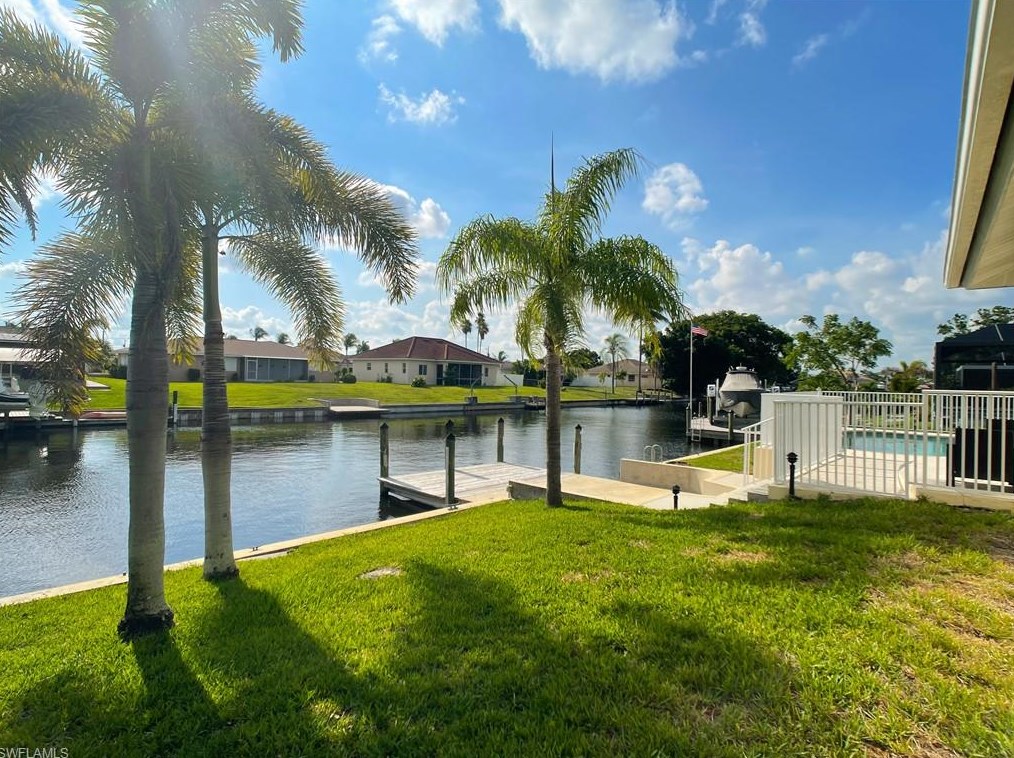 3720 18th Ave, Cape Coral FL  33904-5075 exterior