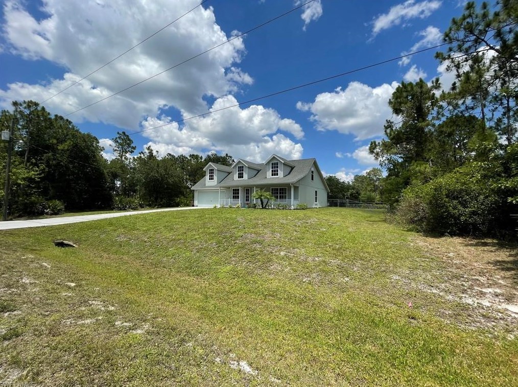 2318 Hamilton Ave, Alva FL  33920-1038 exterior