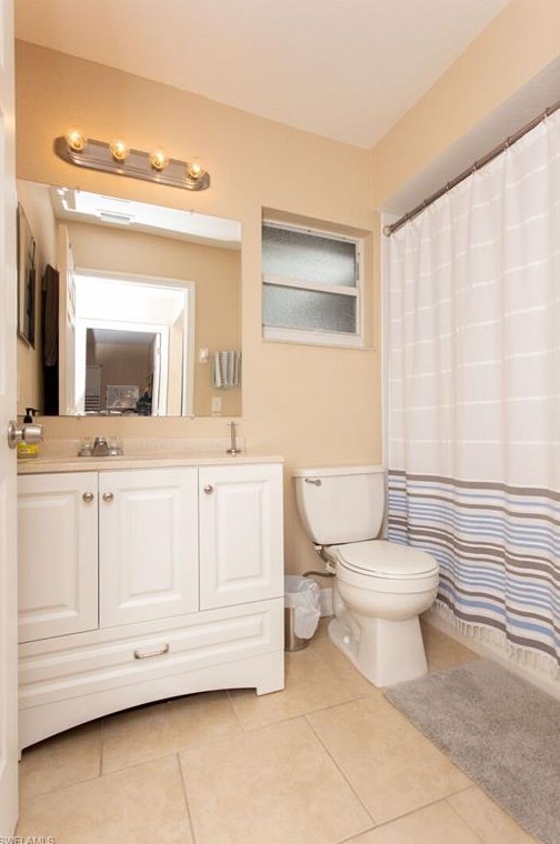 2424 1st Ave, Cape Coral FL  33909-4239 exterior