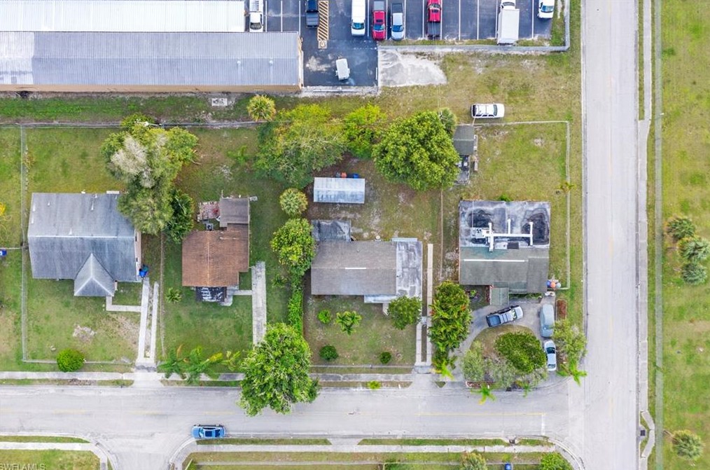 3314 Apache St, Fort Myers FL 33916-2102 exterior