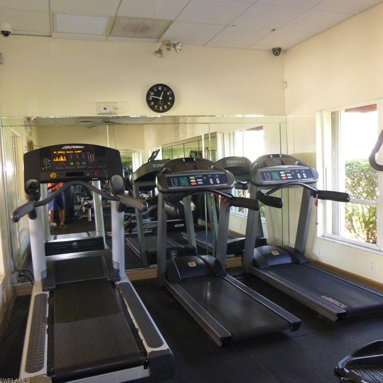 15071 Lakeside View Dr, Fort Myers FL  33919-8455 exterior