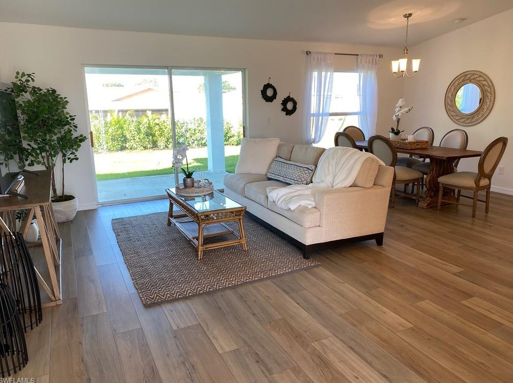 4121 9 Pl, Cape Coral FL  33904-5319 exterior