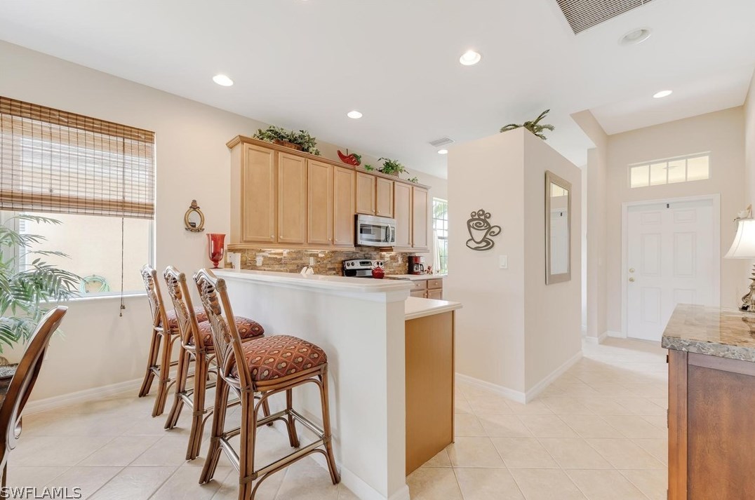 3516 Crosswater Dr, North Fort Myers FL  33917-7851 exterior