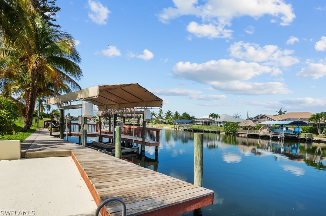 4006 25 Pl, Cape Coral FL  33914-5470 exterior