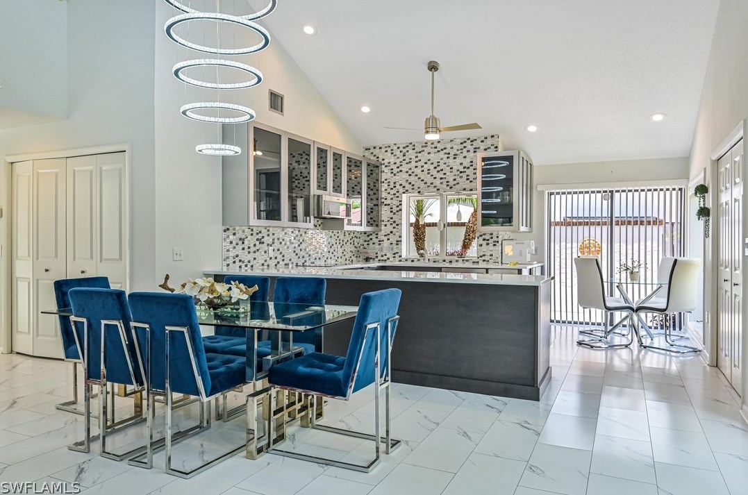 5442 Harbour Castle Dr, Fort Myers FL 33907-7846 exterior