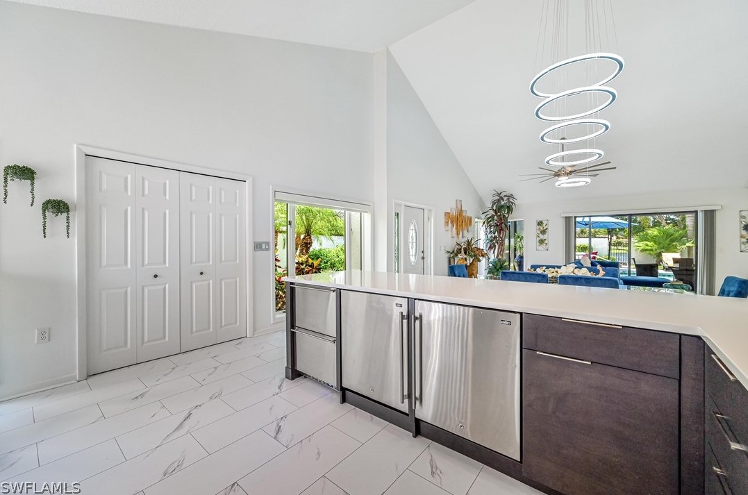 5442 Harbour Castle Dr, Fort Myers FL 33907-7846 exterior