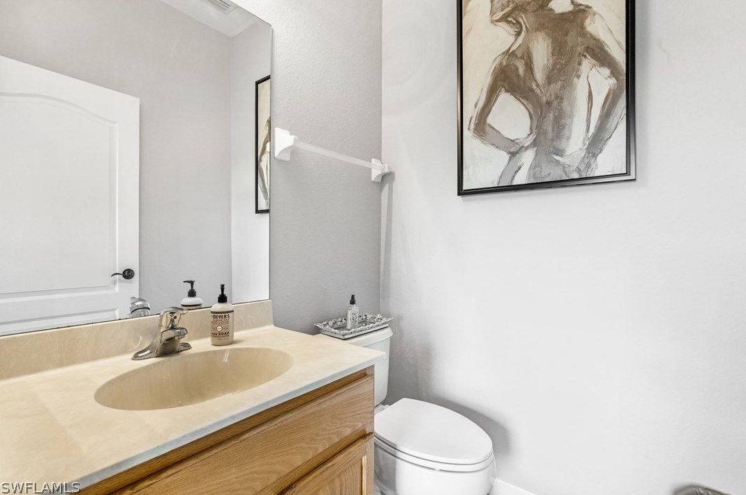 15500 Pricklegrass Ct, Alva FL  33920-4649 exterior