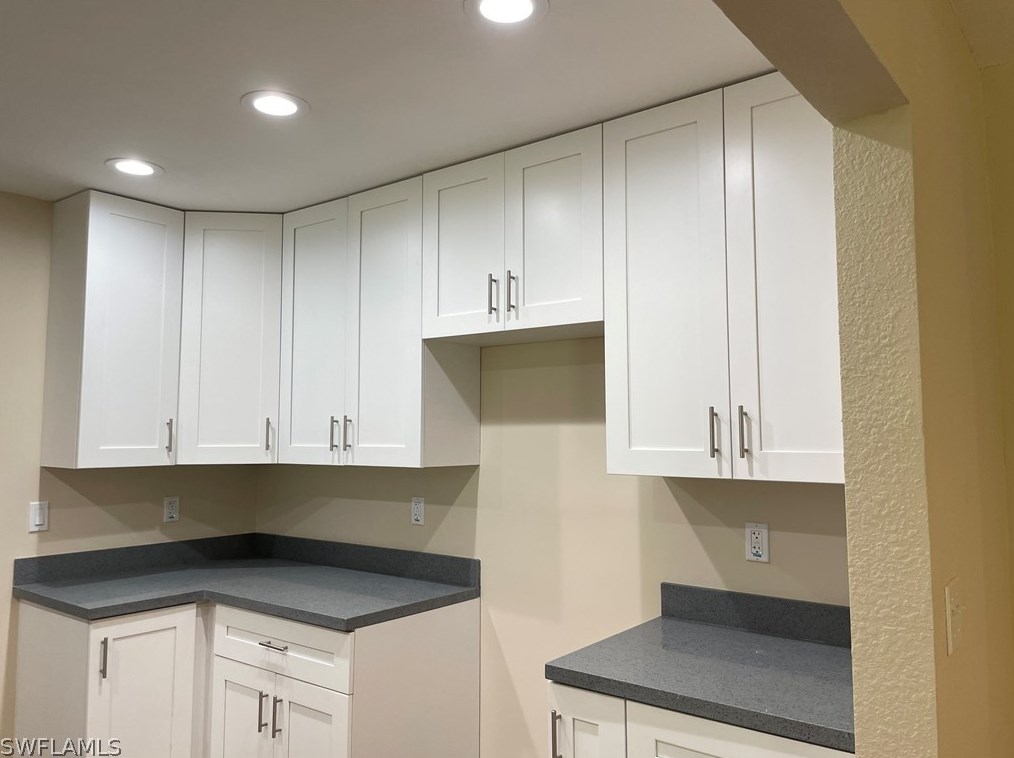 300 Avenida Del Rio, Clewiston FL  33440-2524 exterior