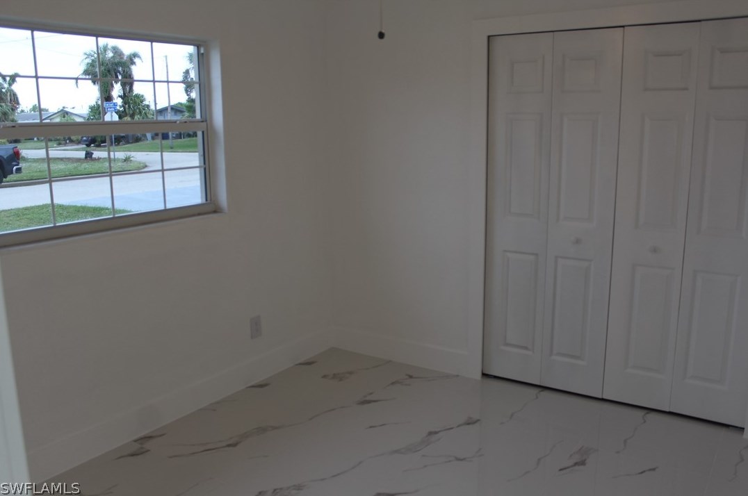 1849 Inlet Dr, Fort Myers FL  33903-5007 exterior