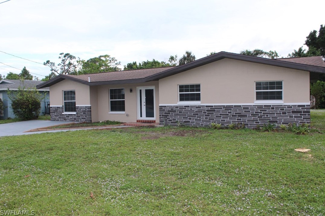 1849 Inlet Dr, Fort Myers FL  33903-5007 exterior