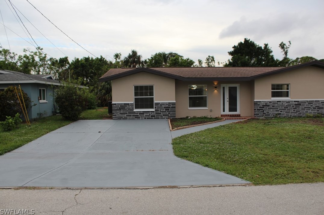 1849 Inlet Dr, Fort Myers FL  33903-5007 exterior
