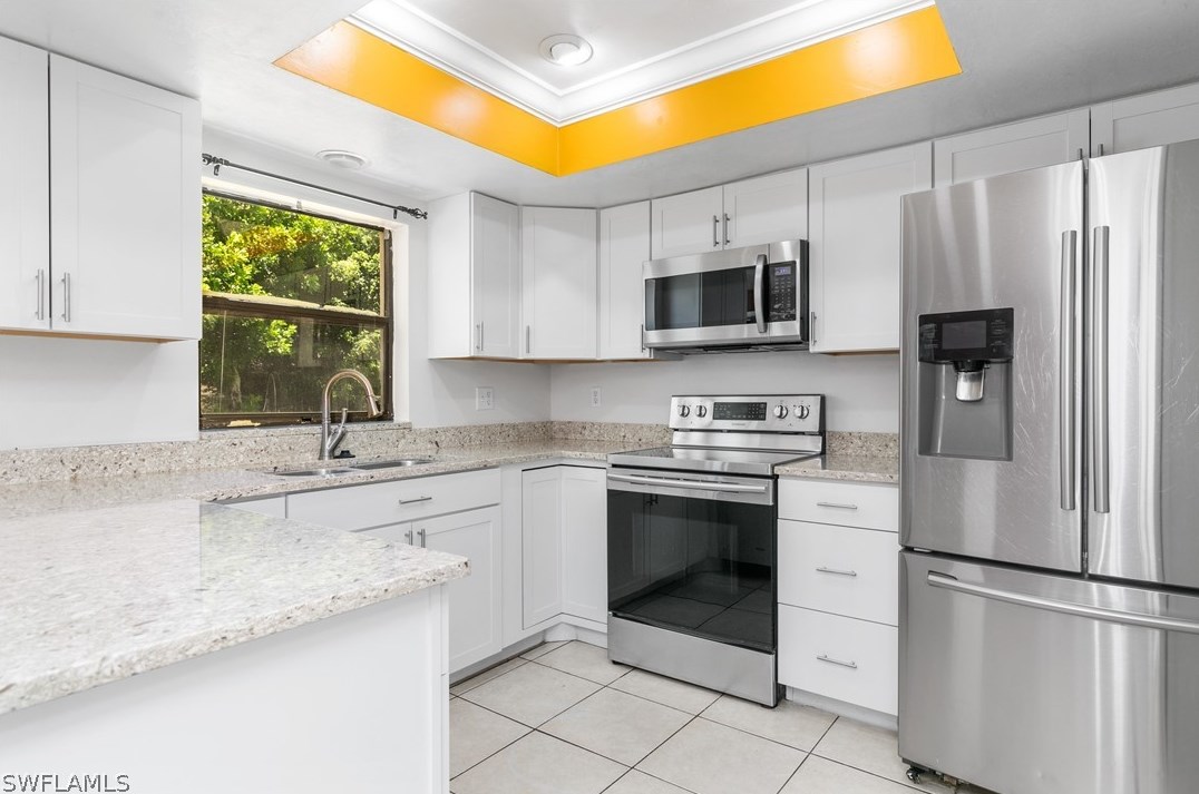 2217 3rd St, Cape Coral FL  33909-2847 exterior