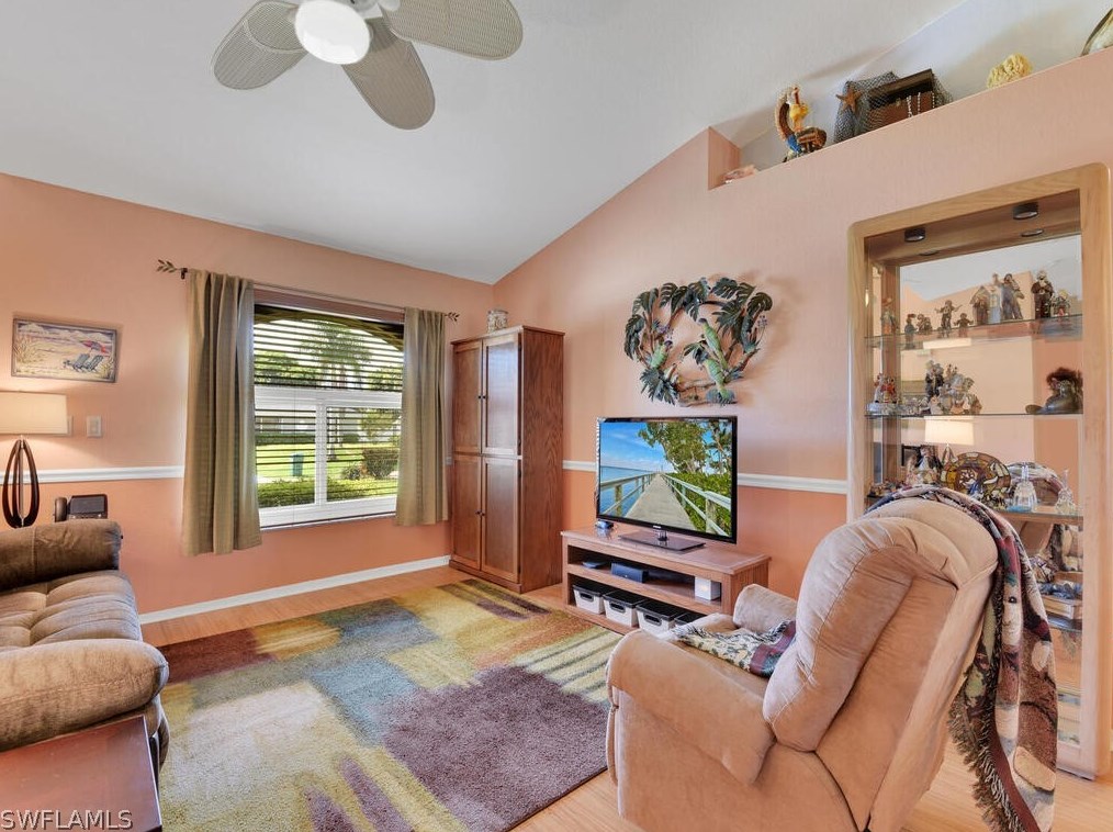 401 3 Ter, Cape Coral FL  33990-4003 exterior