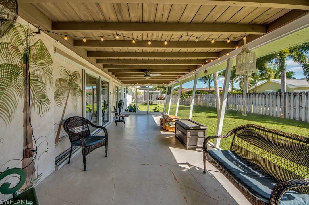 5027 Fairfield Dr, Fort Myers FL 33919-1908 exterior