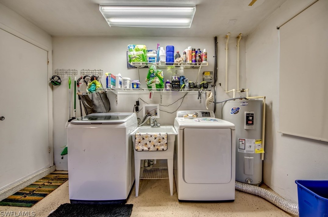 5027 Fairfield Dr, Fort Myers FL 33919-1908 exterior