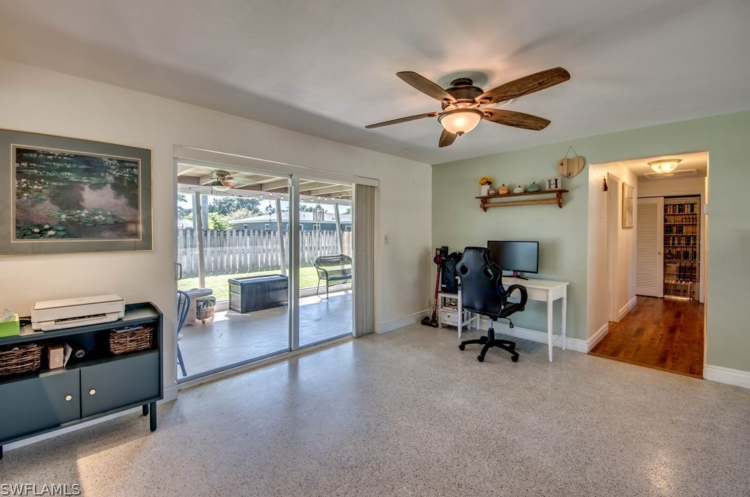 5027 Fairfield Dr, Fort Myers FL 33919-1908 exterior