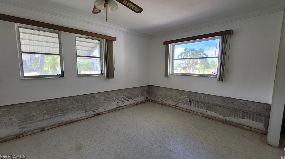 123 52nd Ter, Cape Coral FL  33914-7109 exterior