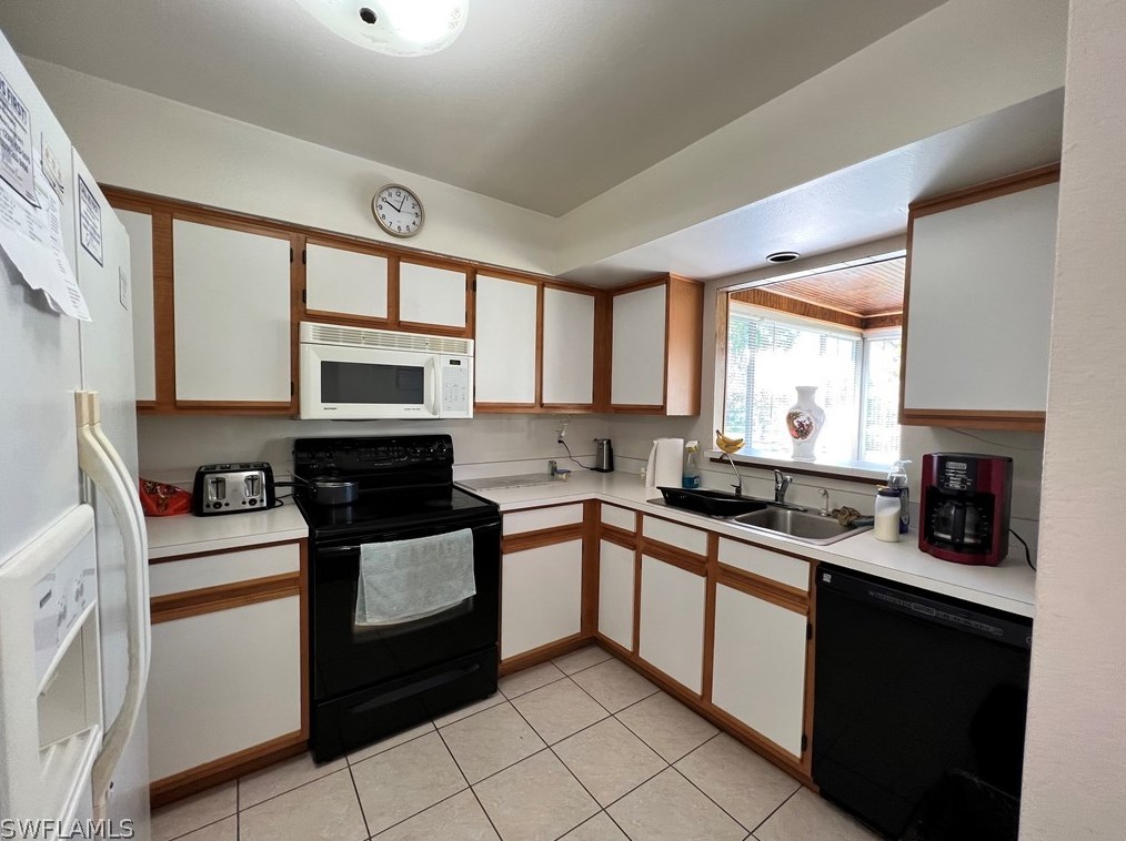 5849 Millay Ct, Fort Myers FL  33903-4524 exterior