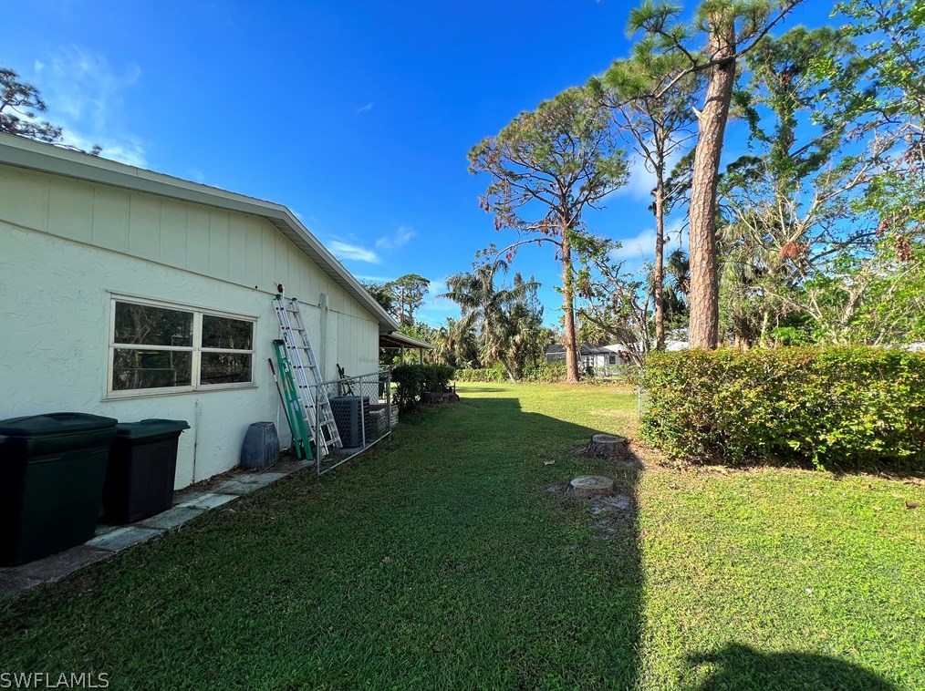 5849 Millay Ct, Fort Myers FL  33903-4524 exterior