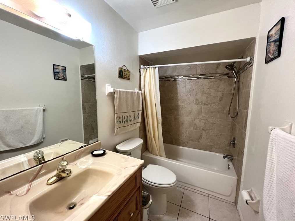 5849 Millay Ct, Fort Myers FL  33903-4524 exterior