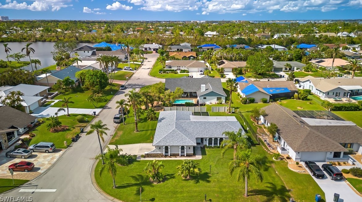 1596 Whiskey Creek Dr, Fort Myers FL  33919-2724 exterior