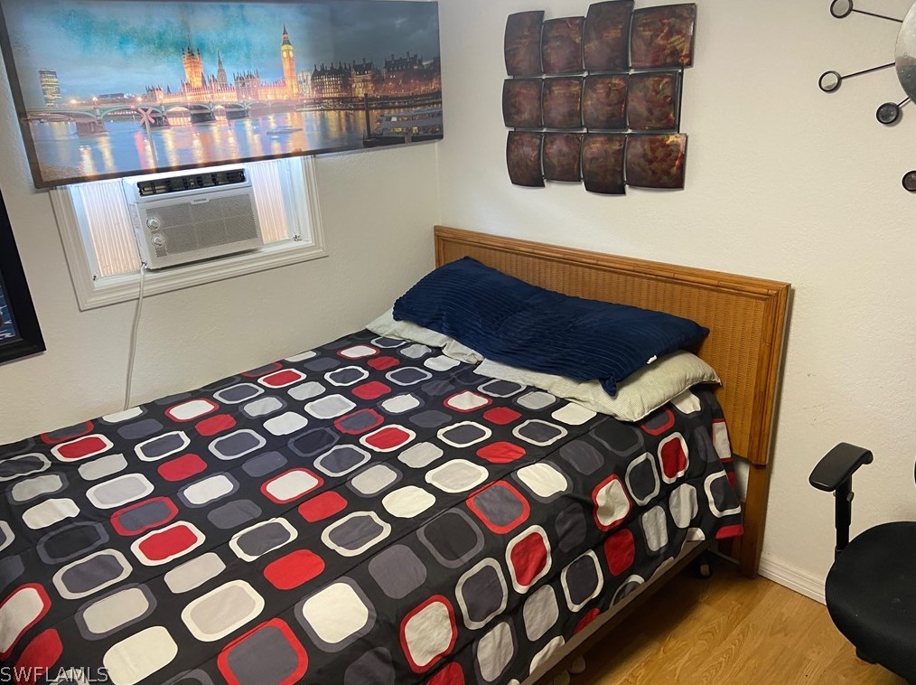 8146 Ebson Dr, Fort Myers FL  33917-6258 exterior