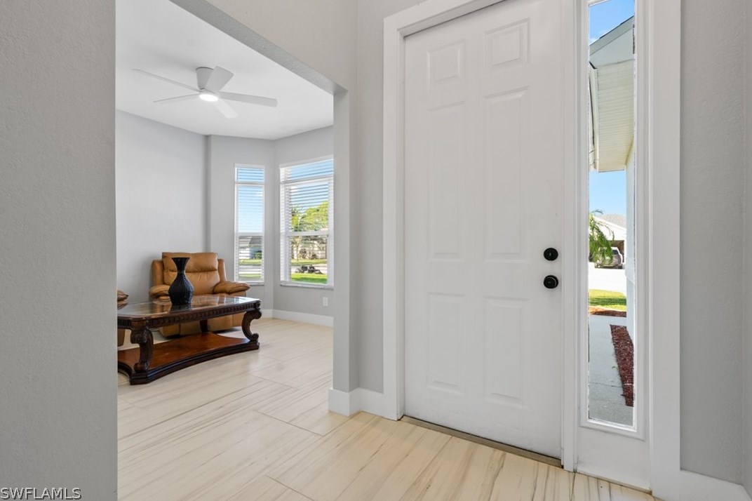 15381 Briarcrest Cir, Fort Myers FL  33912-6398 exterior