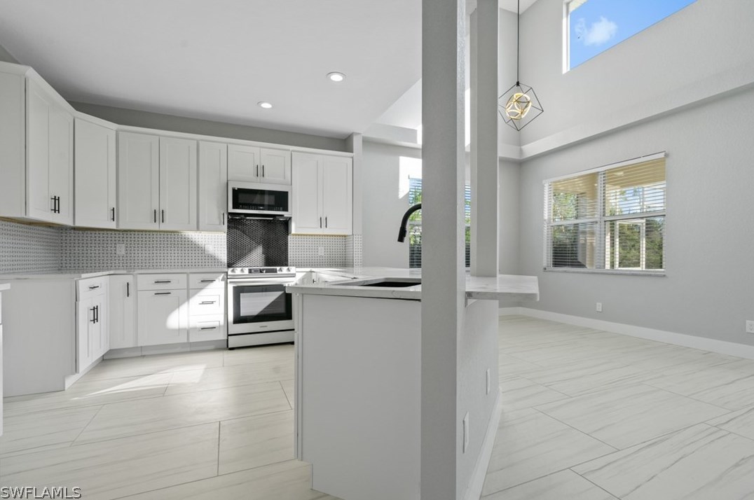 15381 Briarcrest Cir, Fort Myers FL  33912-6398 exterior